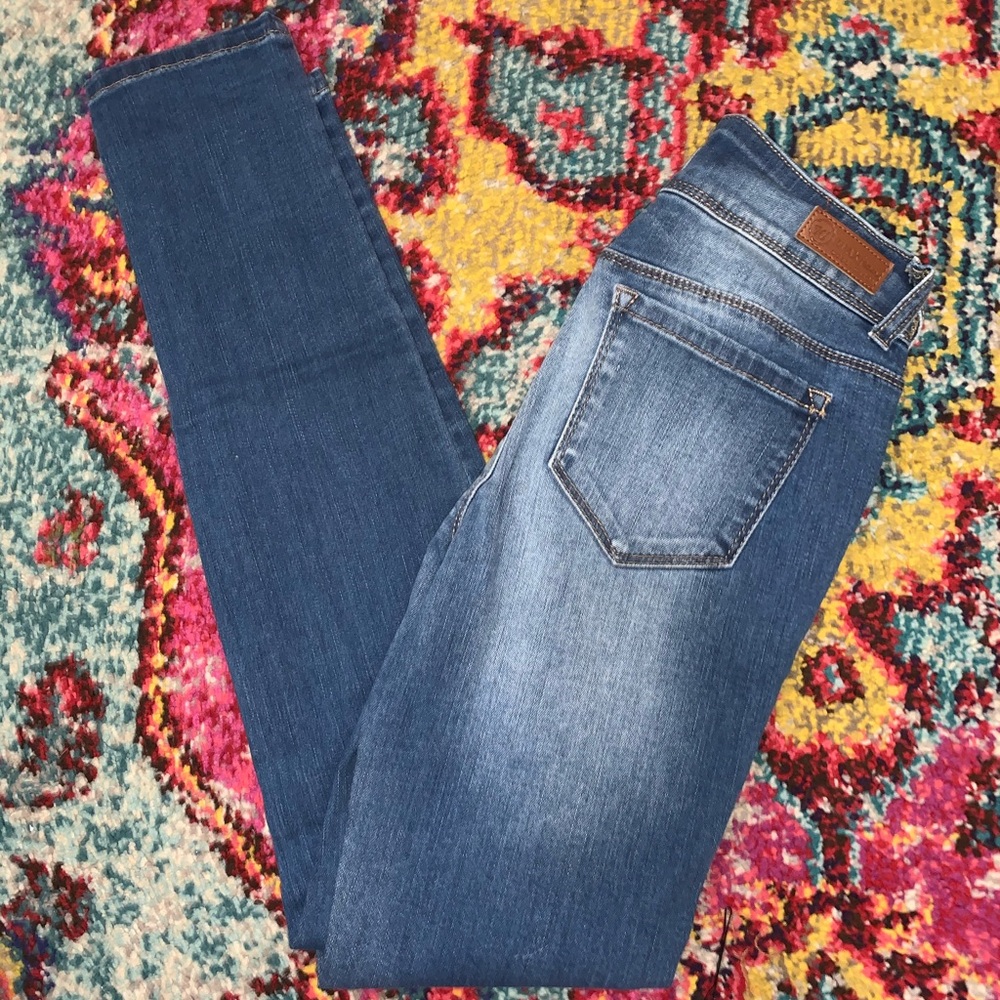 Fashion nova Blue Skinny Jeans - Picture 2 of 2